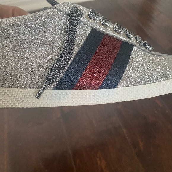 Authentic Gucci sneakers! - Picture 8 of 15